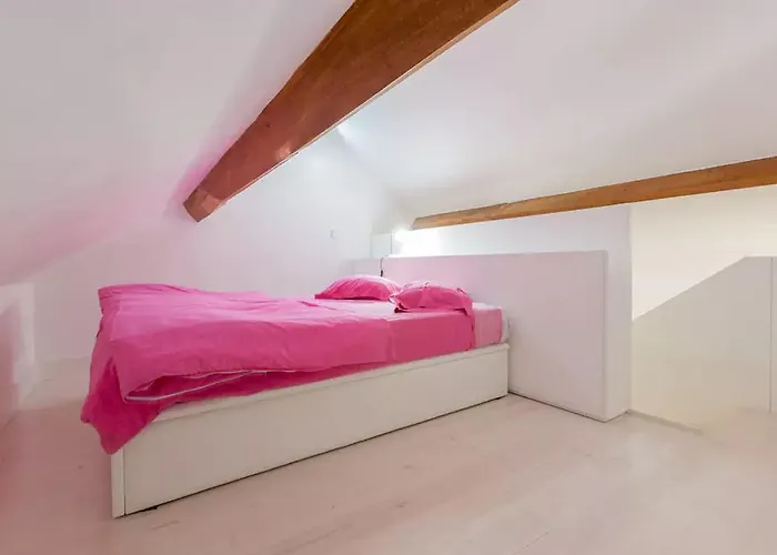 Boutique - Hidden Treasure